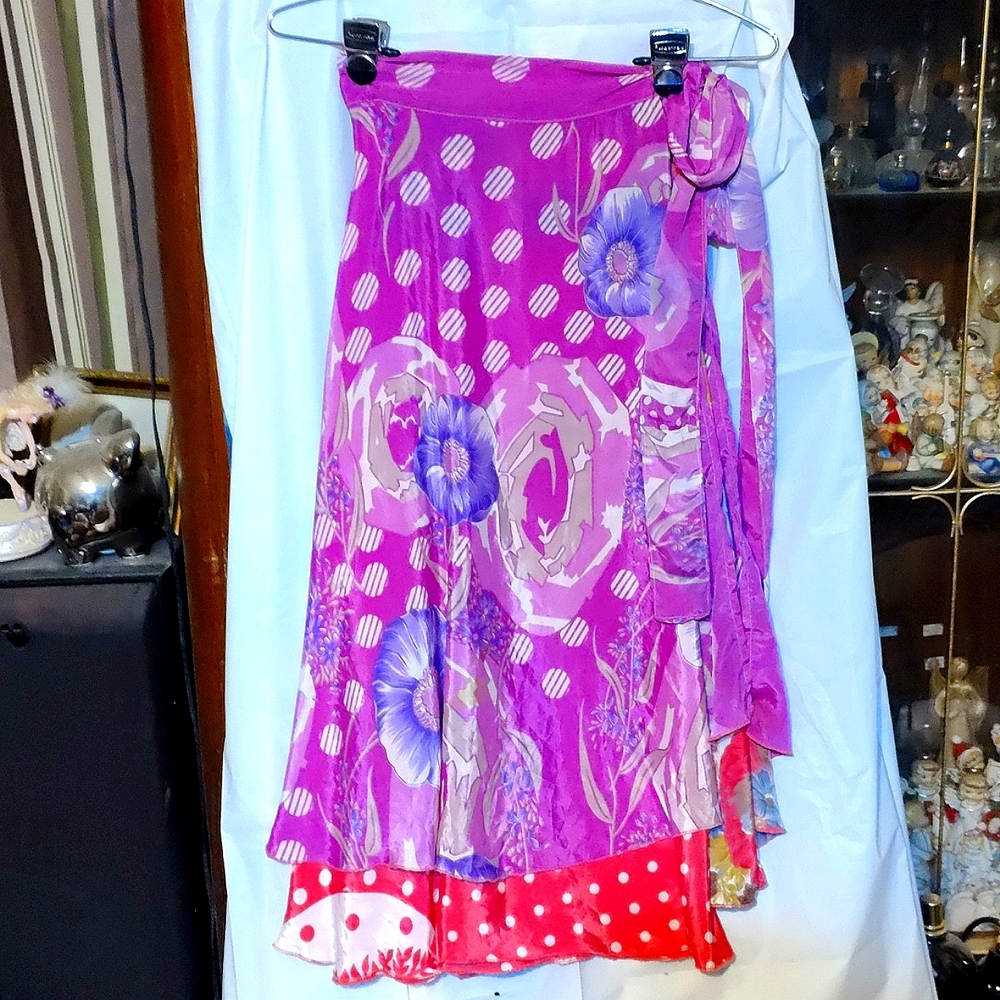 Woman's Wrap Around Skirt